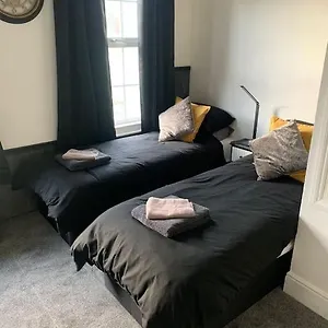 Apartment Number 11, Exeter